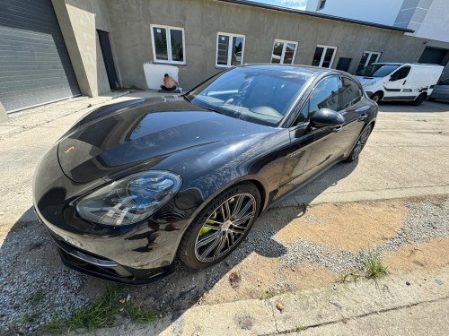 PORSCHE PANAMERA offer photo